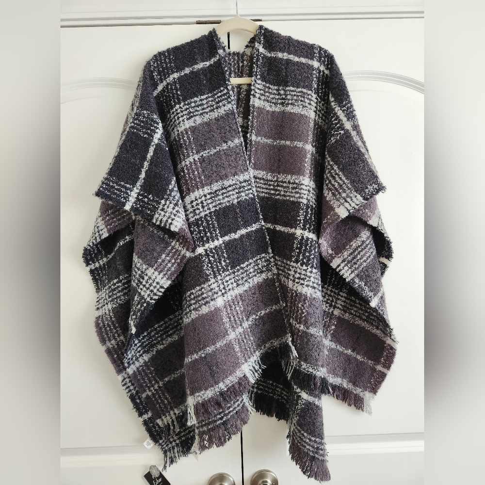 PLAID PRINT FRINGE  PONCHO/CAPE